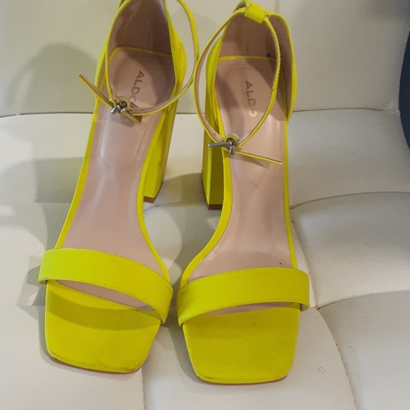 aldo neon green heels